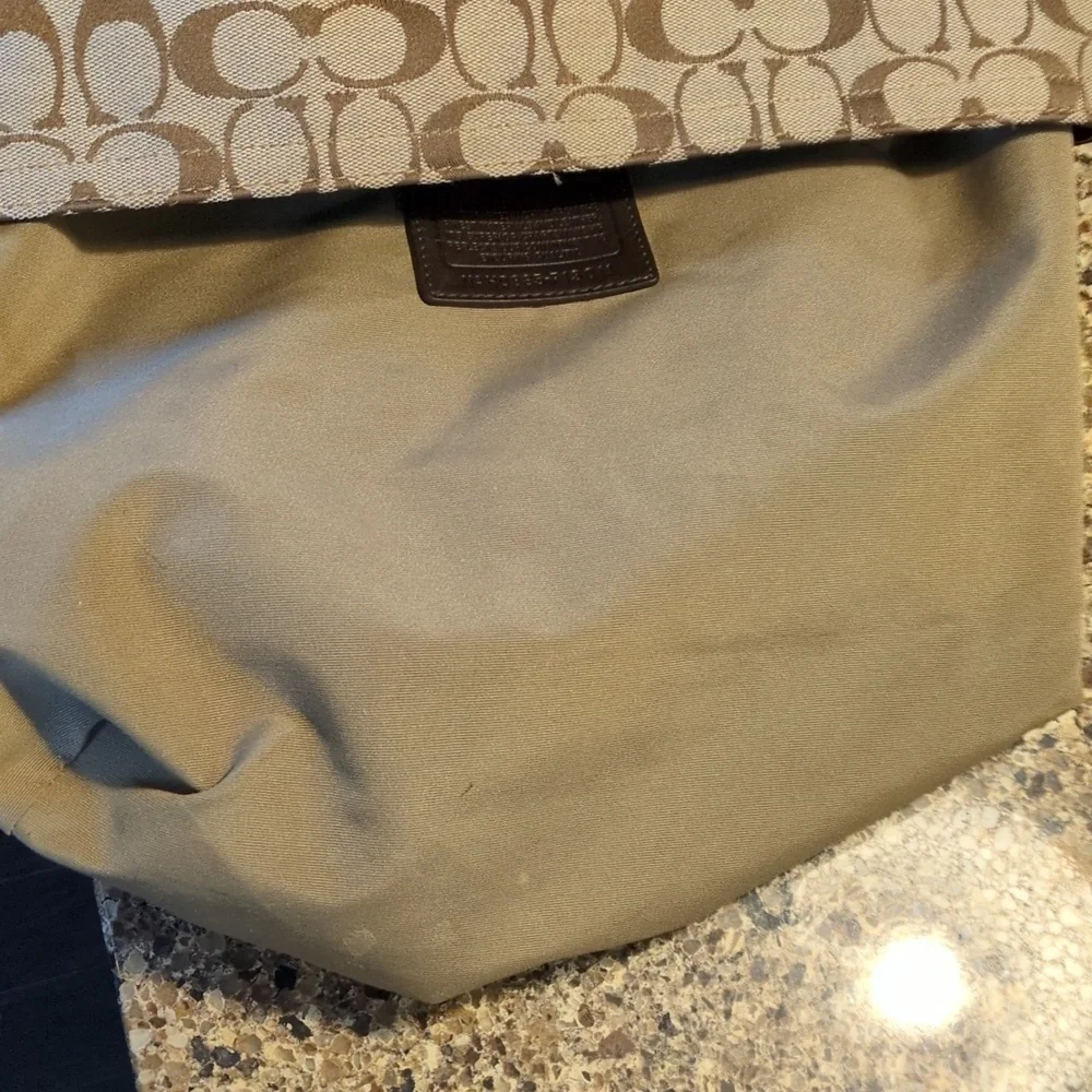 Coach Tan and Brown Signature Shoulder Bag - Picture 15 of 15
